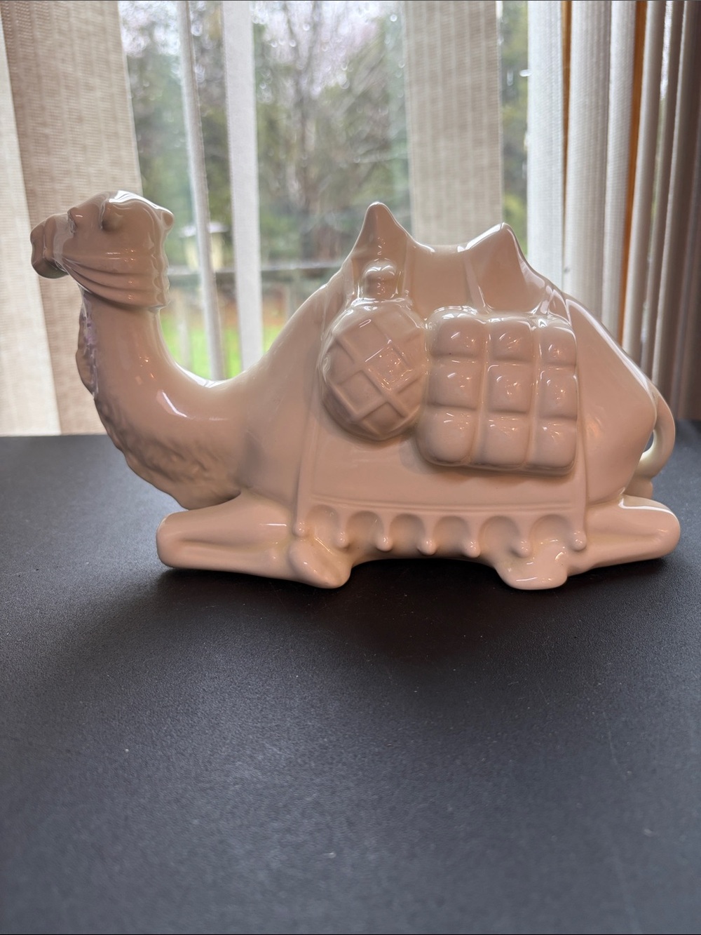 Holland Mother of Pearl Glossy Camel